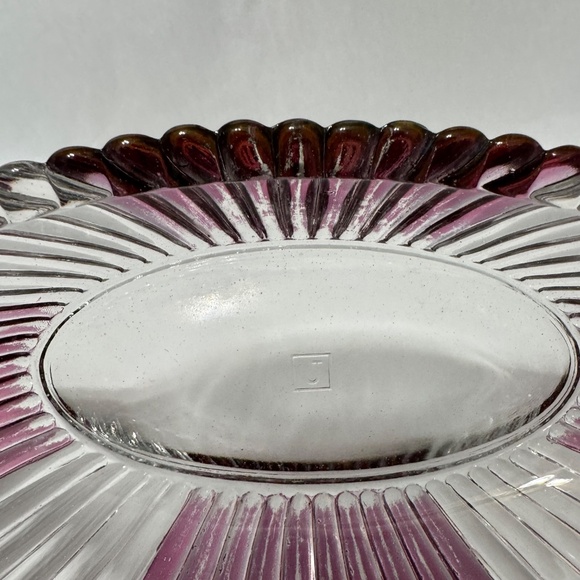 Jeanette Cut Glass Oval Ribbed Banana Split Candy/Relish Dish Cranberry/Clear - Picture 3 of 9